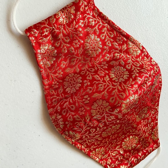Red and gold embroidered Indian silk saree mask - Picture 2 of 7